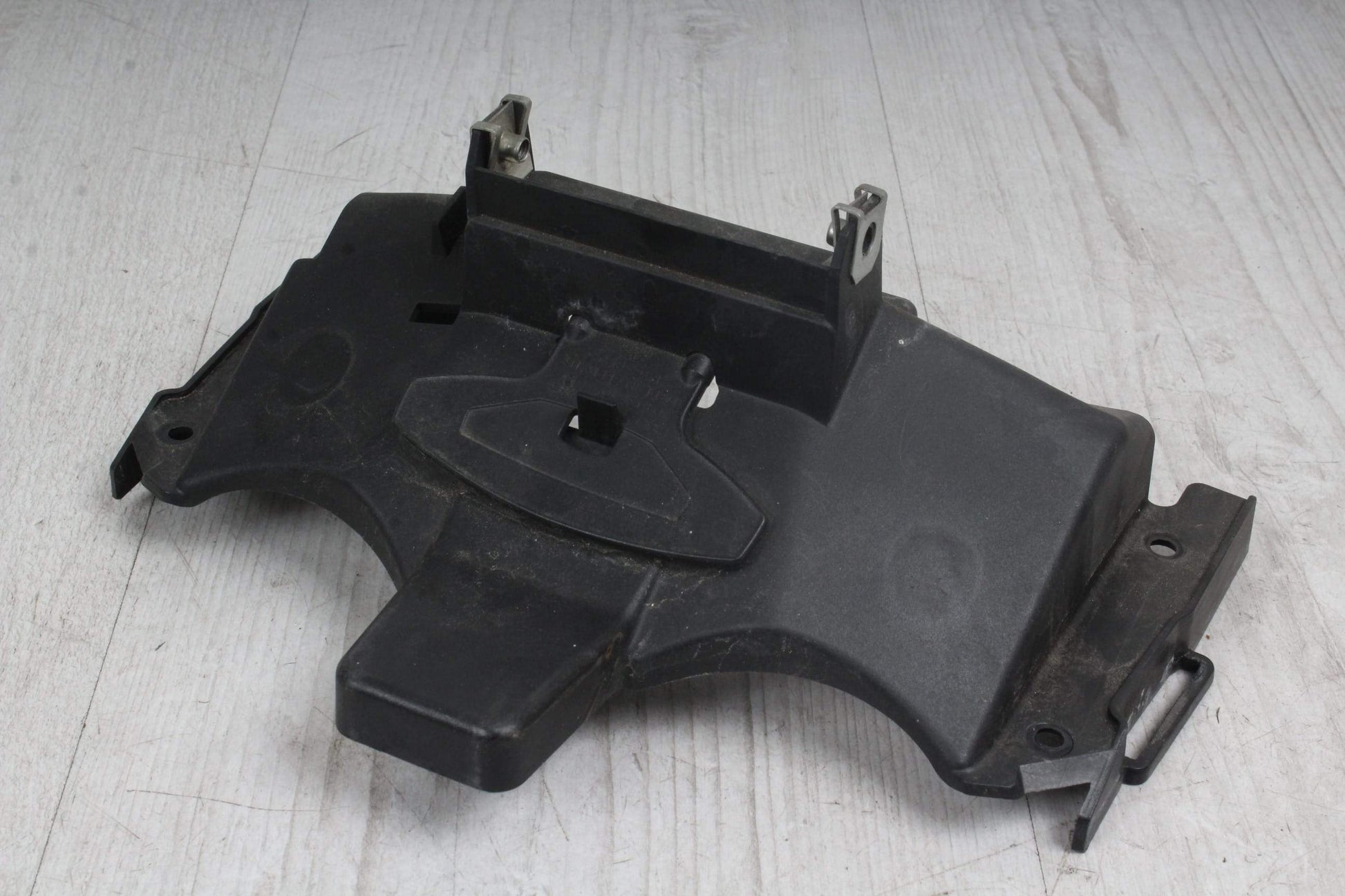 Abdeckung Rahmenbrücke Tank Halter Aufnahme BMW F 800 ST ABS K71 E8ST 0234 06-12  BMW   