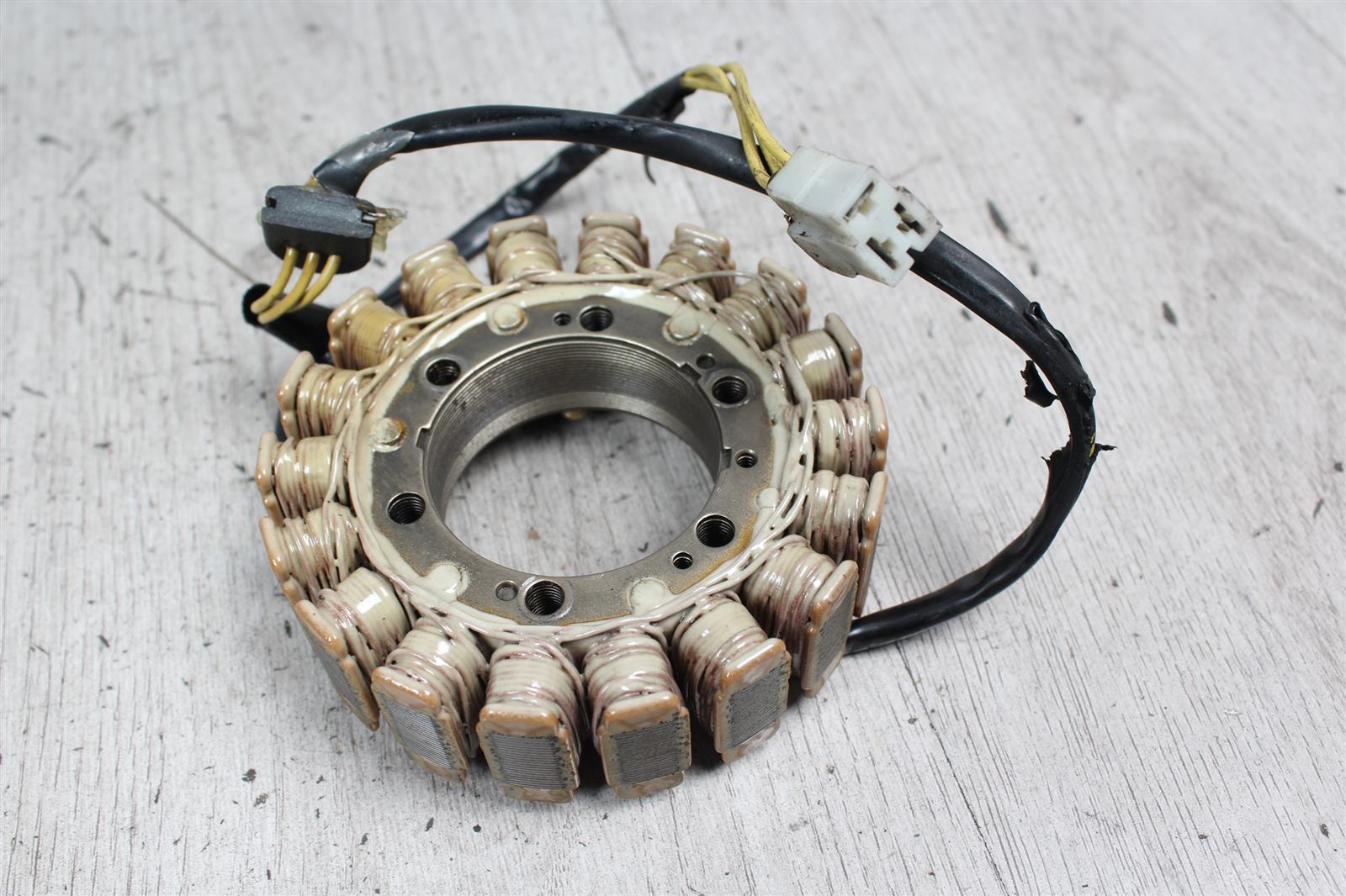 Stator Lichtmaschine Lima Drehstromgenerator BMW F 650 ST Strada 0169 93-00  BMW   