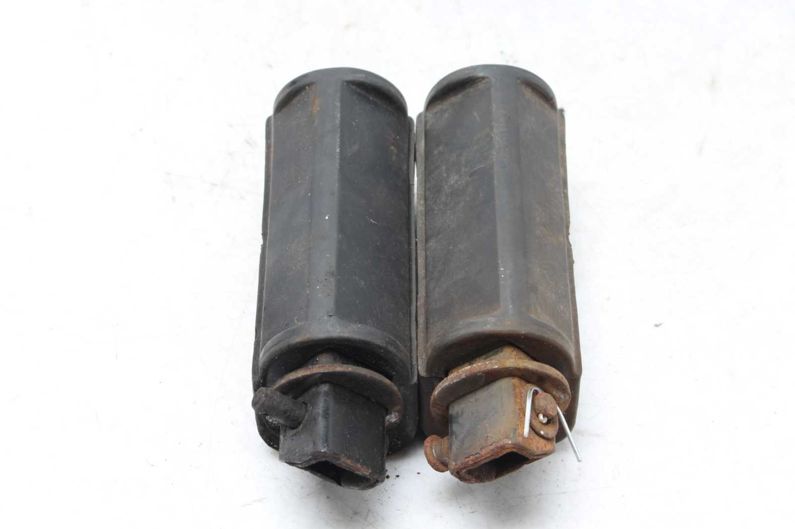 Fußraste hinten rechts links Daelim VC 125 Advance VC125F 96-99  Daelim   