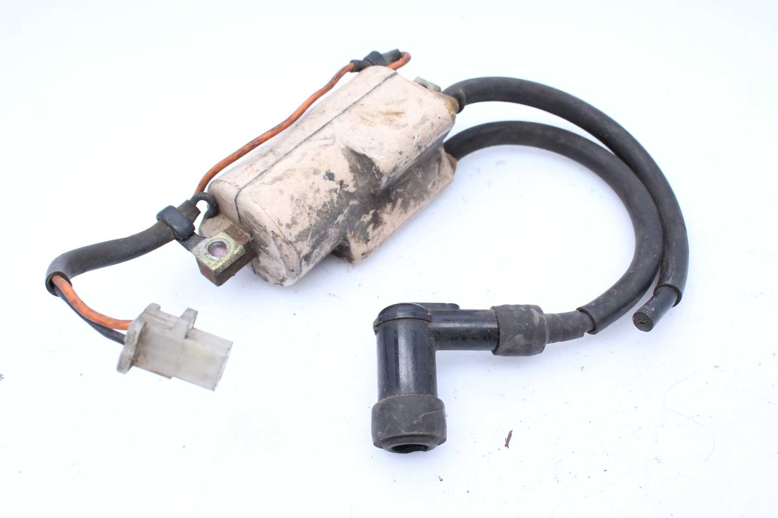 Zündspule Kerzenstecker Suzuki GT 380 GT380J-A 73-79  Suzuki   