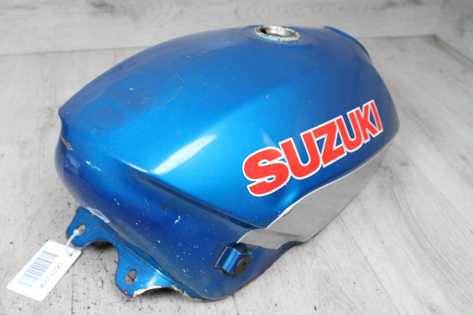 Tank Kraftstofftank Benzintank Suzuki GSX 750 ES GR72A 83-86  Suzuki   