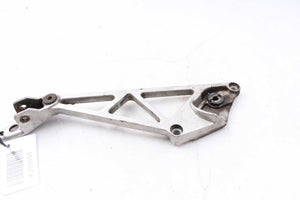 Fußrastenhalteplatte links Honda VF 750 F RC15 83-85  Honda   