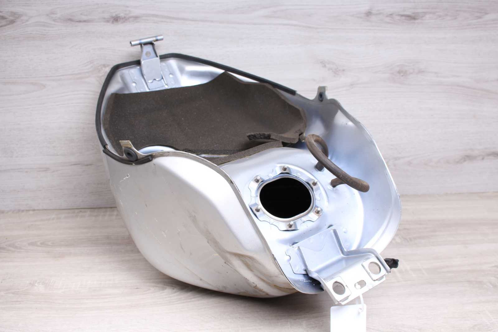 Tank Kraftstofftank Benzintank Honda CBR 1100 XX Blackbird SC35G 99-08  Honda   