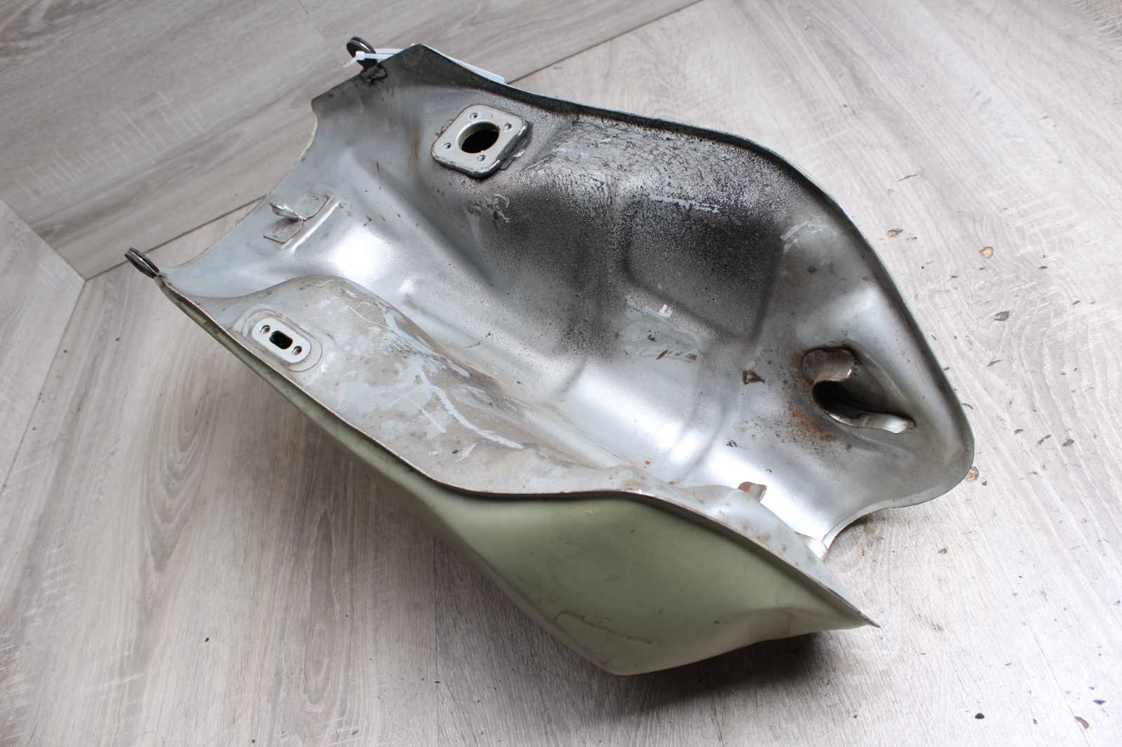 Tank Kraftstofftank Benzintank Kawasaki GPZ 305 EX305A 83-83  Kawasaki   