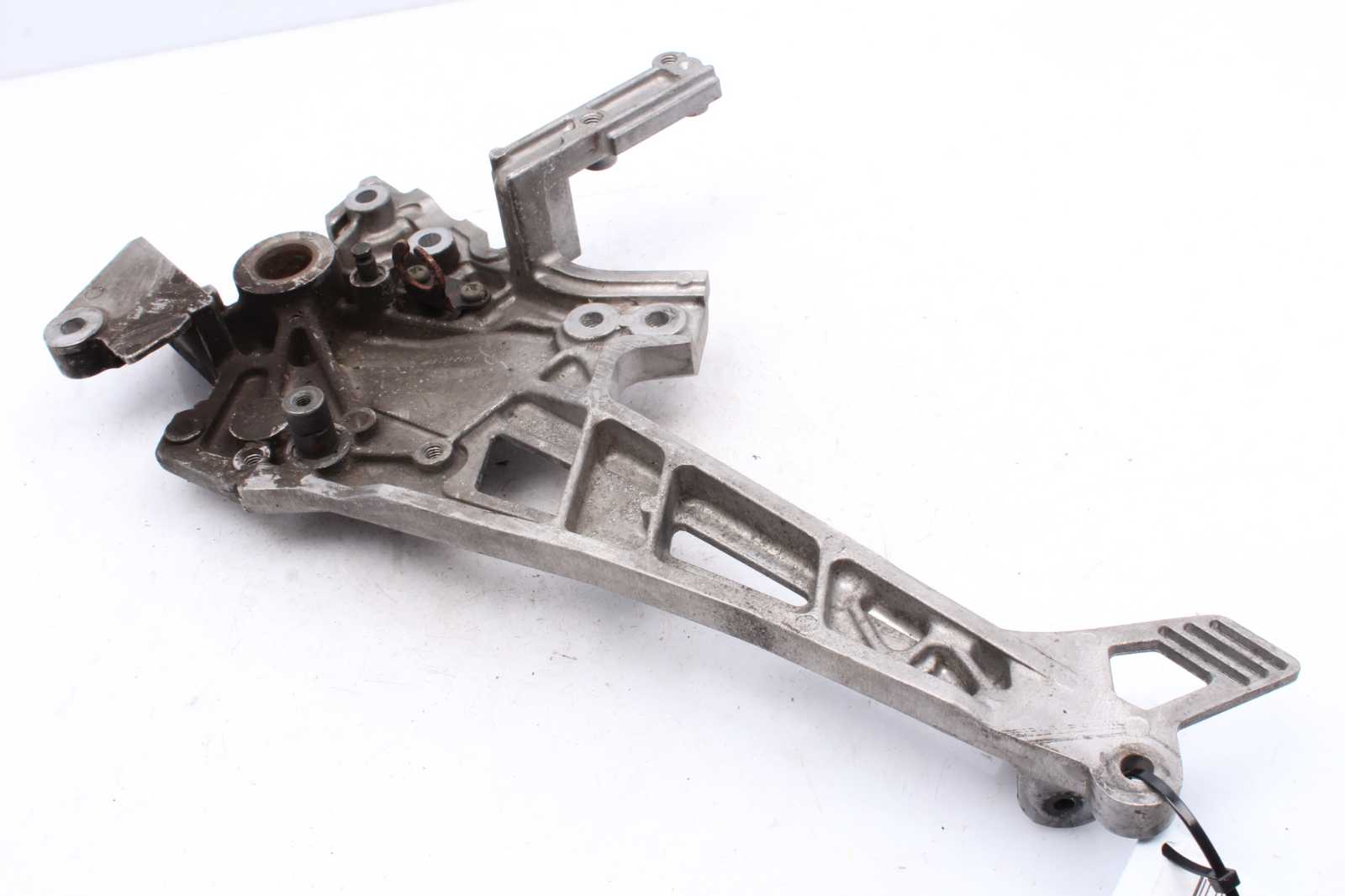 Fußrastenhalteplatte hinten Kawasaki GPZ 900 R ZX900A/1-6 84-89  Kawasaki   