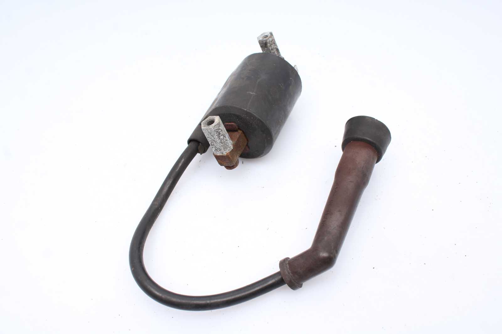 Zündspule Kerzenstecker Suzuki GN 250 NJ42A 85-99  Suzuki   