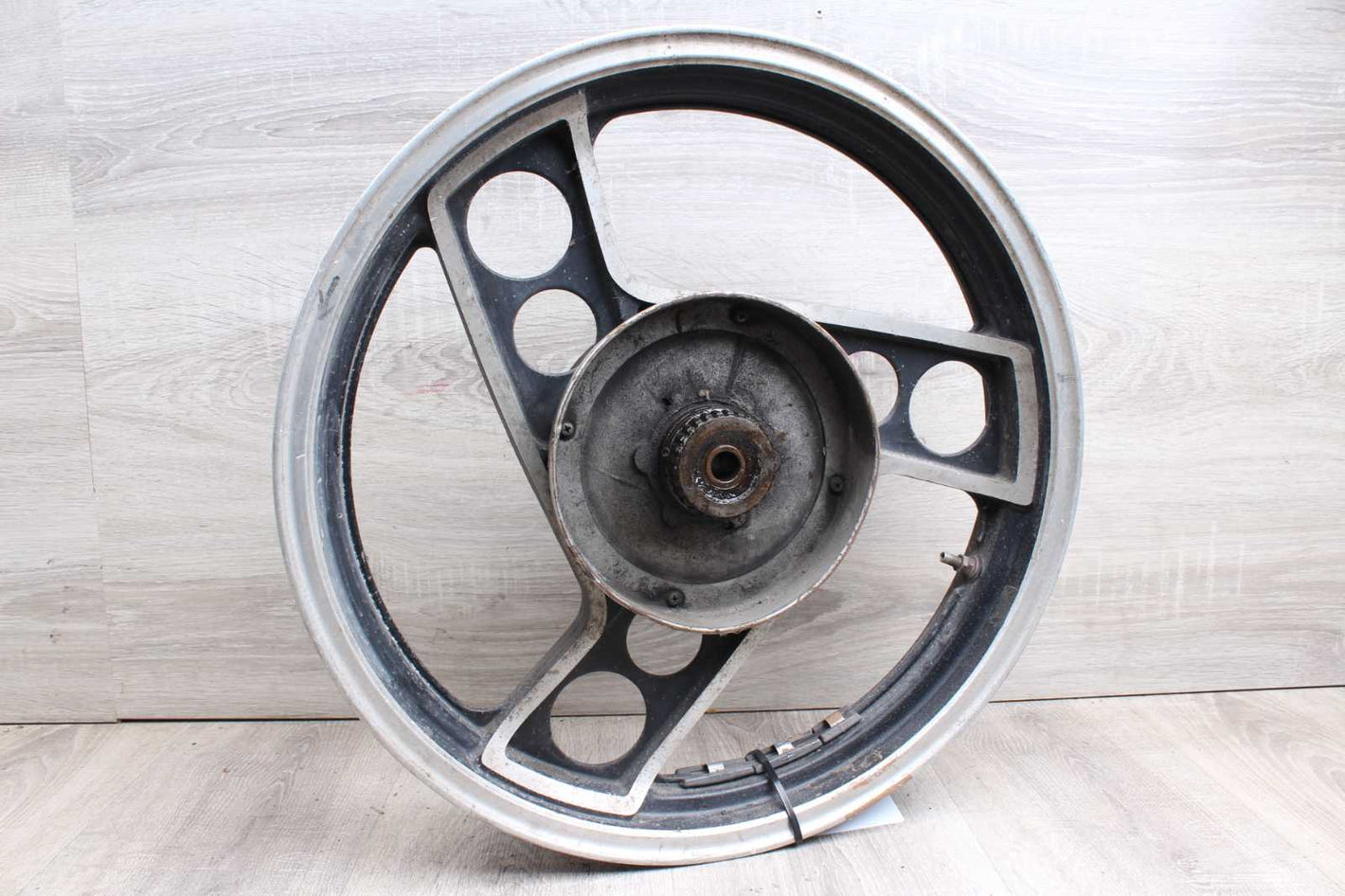 Felge Hinterrad Rad hinten Yamaha XJ 900 N 58L 85-86  Yamaha   