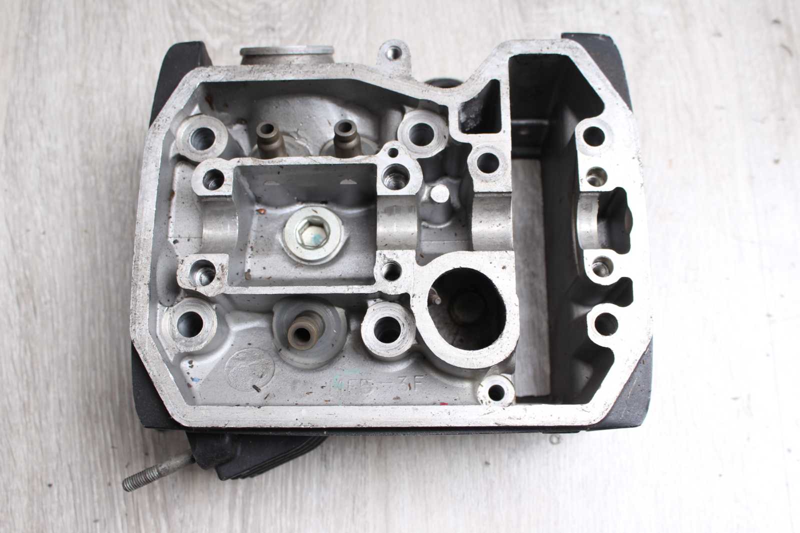 Zylinder Kolben vorn Honda VT 500 E PC11 83-85  Honda   