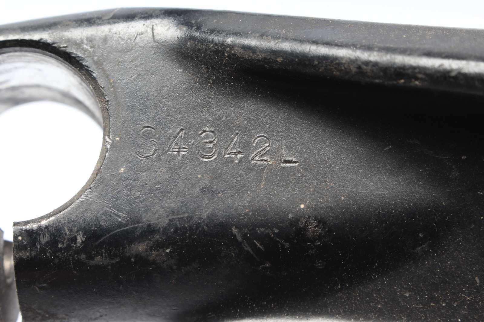 Lenkerträger Träger links Suzuki GSX 1100 EF GV71C 84-87  Suzuki   