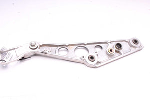 Fußrastenhalteplatte links Honda CBX 750 F RC17 84-86