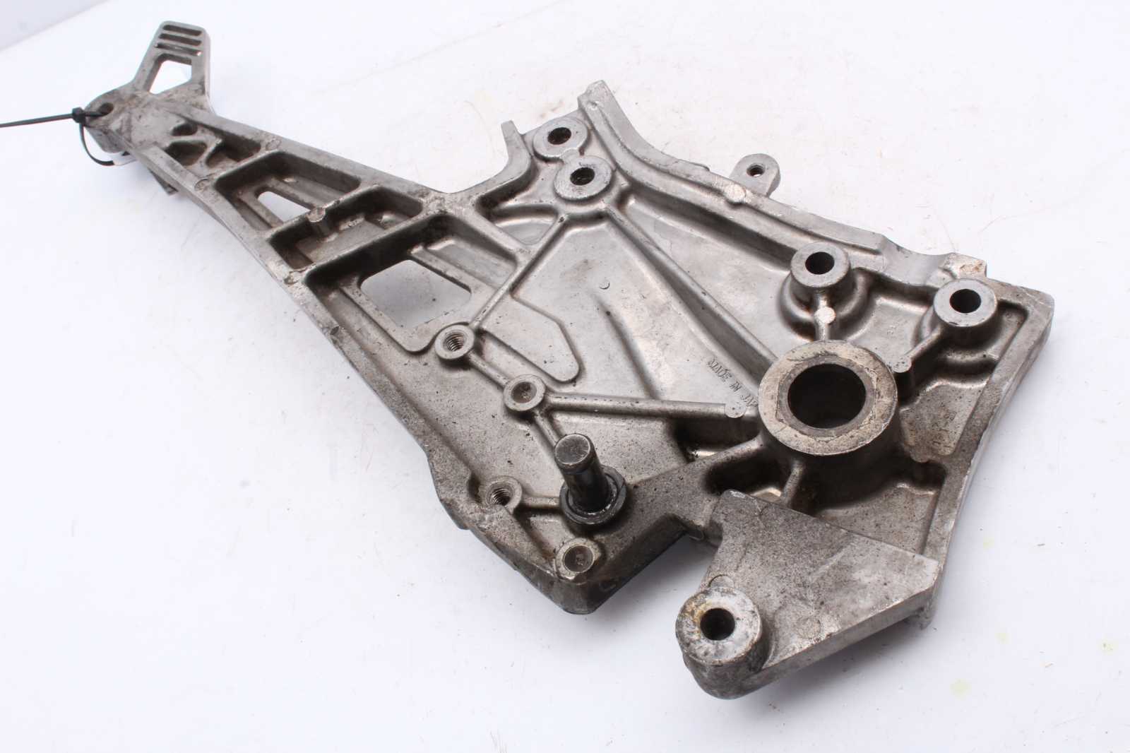 Fußrastenhalteplatte links Kawasaki GPZ 900 R ZX900A/1-6 84-89  Kawasaki   