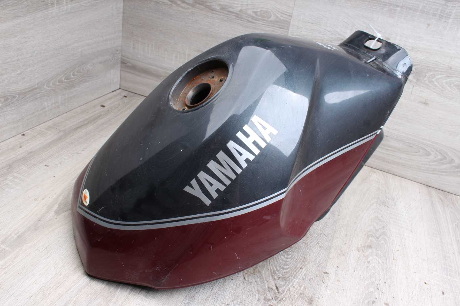 Tank Kraftstofftank Benzintank Yamaha FZ 750 Genesis 2KK 87-90  Yamaha   