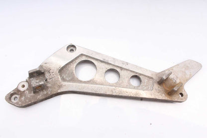 Fußrastenhalteplatte links Honda NTV 650 Revere RC33 88-97  Honda   