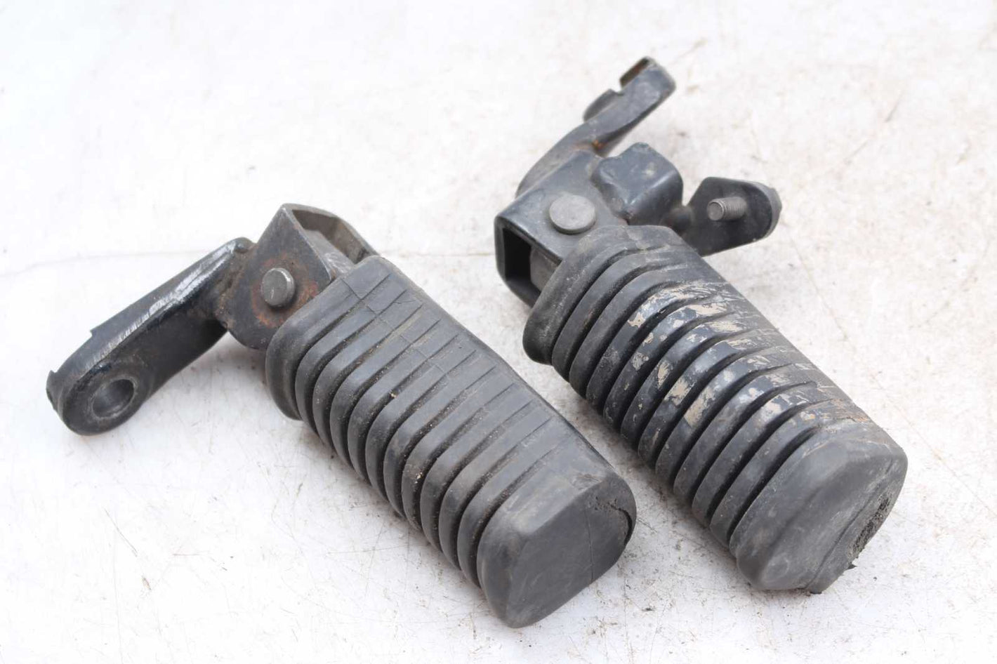 Fußrastenanlage vorn links rechts Kawasaki ZX-R 400 ZX400L1-L3 91-93  Kawasaki   