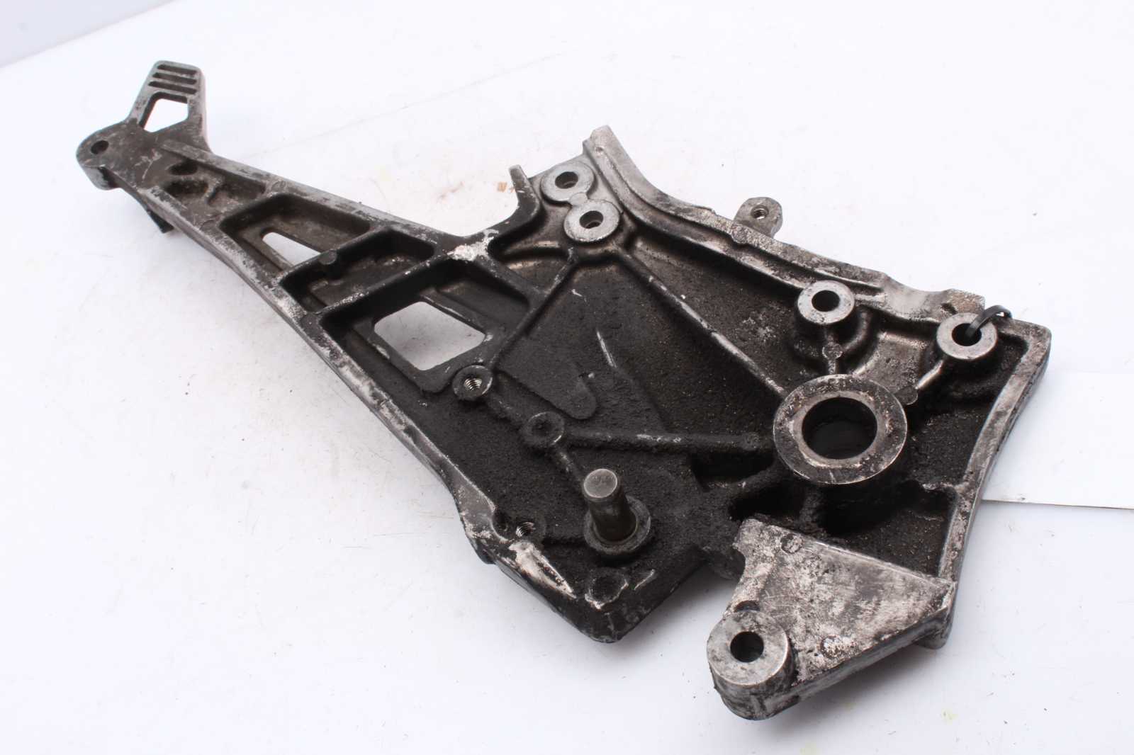 Fußrastenhalteplatte links Kawasaki GPZ 900 R ZX900A/1-6 84-89  Kawasaki   