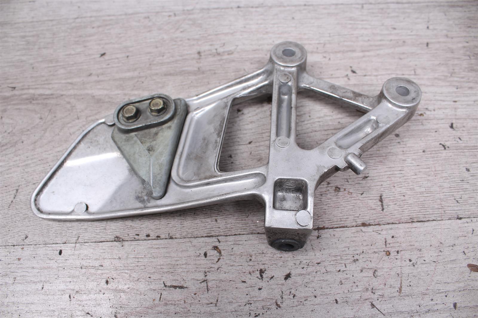 Fußrastenhalter Fahrer vorn links Honda VFR 750 F RC36 89-93  Honda   