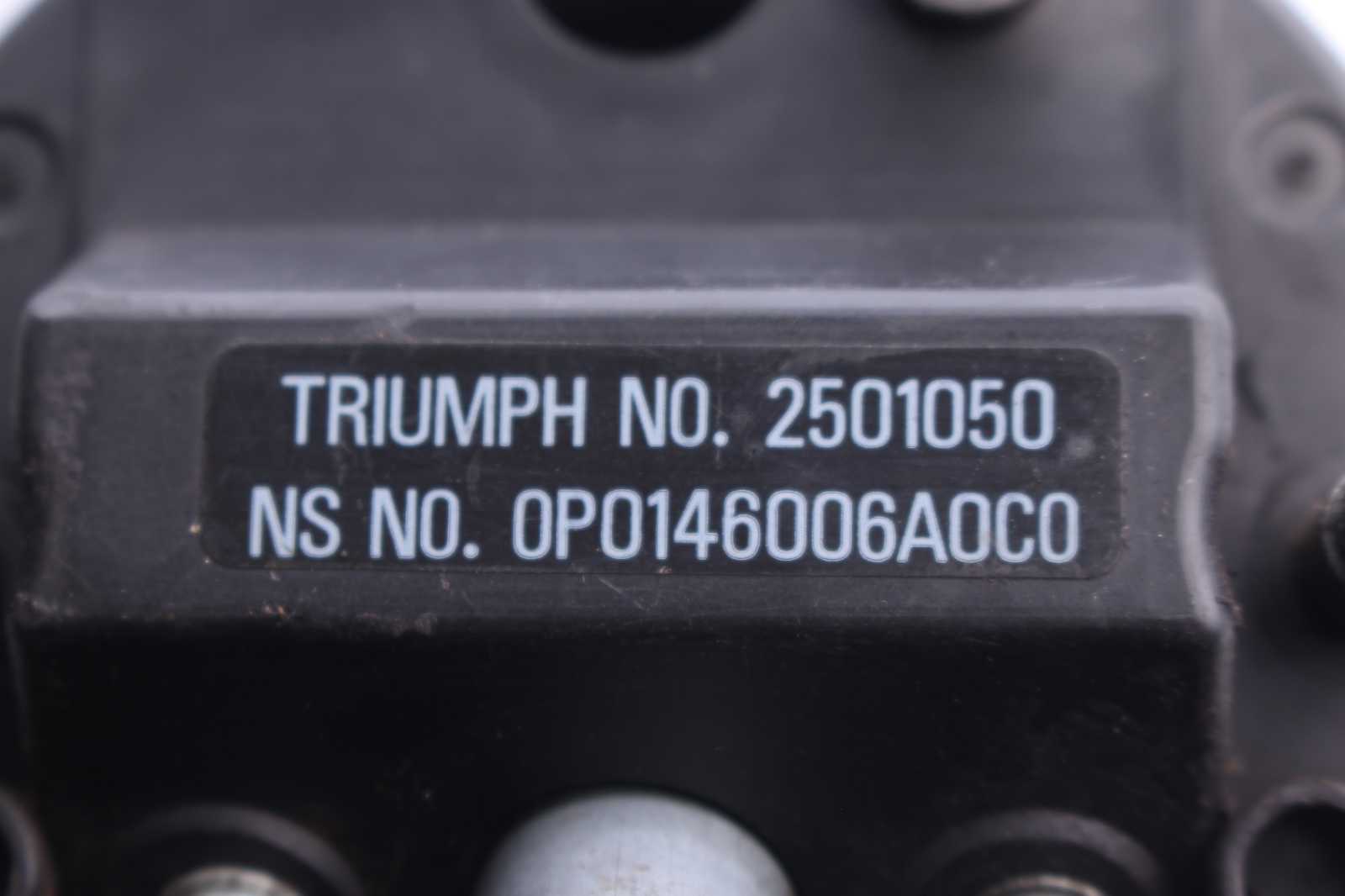 Tachometer Tacho Triumph Tiger 900 T400 93-98  Triumph   