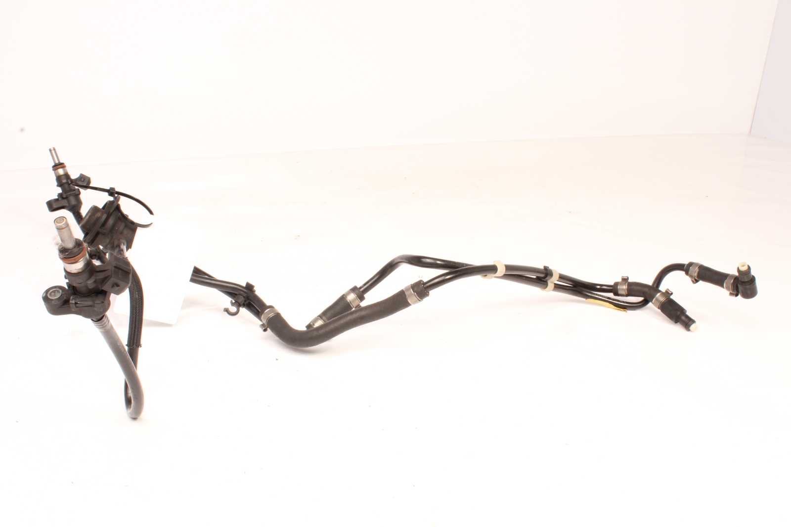 Einspritzdüse Verteiler Schlauch BMW R 1200 RT K26 0368 05-09  BMW   