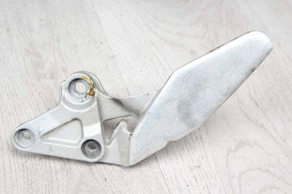 Footrest mounting plate, front right Yamaha FZR 1000 Exup 3LE 89-93