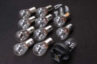 Samling av överblivna delar av glödlampor...