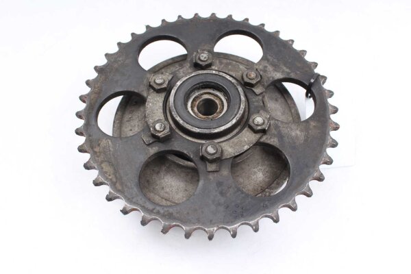 Takapyörän navan ketjupyörän pidike Kawasaki GPZ 1100 GP KZT10B-A 81-82