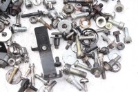 Jäljellä olevat osat Divers Triumph Sprint ST T695AB 99-04