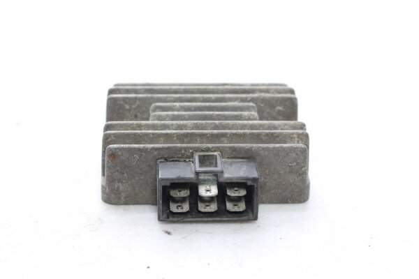 tasasuuntaajan säädin Kawasaki GPZ 305 EX305A 83-83