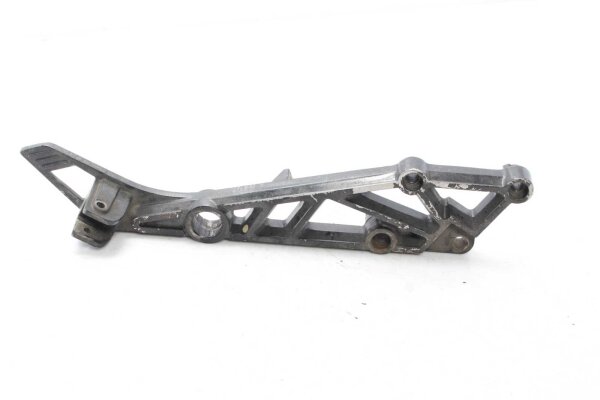 Footrest mounting plate, rear right Kawasaki GPZ 305 EX305A 83-83