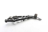 Jalkatuen kiinnityslevy, takana oikea Kawasaki GPZ 305...