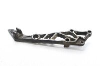 Jalkatuen kiinnityslevy, takana oikea Kawasaki GPZ 305...