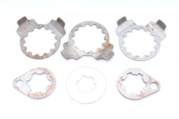 Collection of locking plates Unbekannt Konvolut