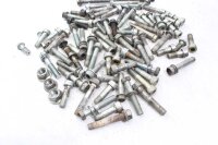 Blandat parti reservdelar Divers Suzuki GSX-R 750 GR75A...