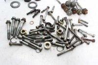 Sekalainen erä jäljellä olevia osia Divers BMW F 650 GS R13 0172 00-03