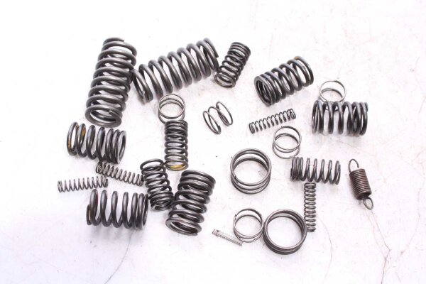 Sekoitettu paljon jousijäämiä Unbekannt Konvolut