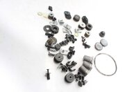 Sekalainen erä jäljellä olevia osia Divers BMW F 800 R 215 09-14