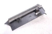 Kansipaneelin moottori oikealla Kawasaki GPZ 1000 RX...