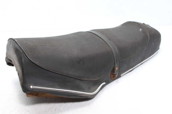 Penkki istuintyyny istuin Kawasaki KZ 250 C KZ250C 80-83