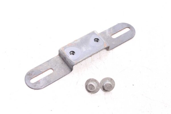 Rekisterikilven pidikkeen kiinnike Kawasaki GPZ 1100 ABS ZXT10E/F 96-98