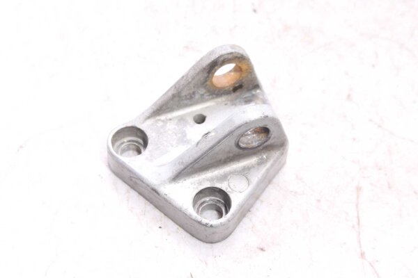 Footrest mounting plate, front left Kawasaki GPZ 1000 RX ZXT00A 86-87