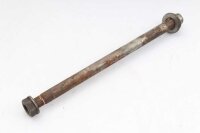 Akselin kääntövarsi akselin läpi...