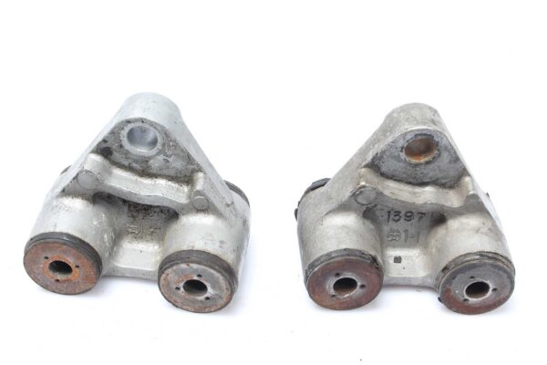 Moottorin kiinnityspidike Kawasaki GPZ 1000 RX ZXT00A 86-87