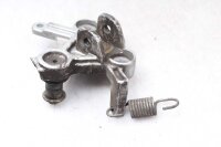 Jalkatuen kiinnityslevy edessä oikealla Kawasaki GPZ...