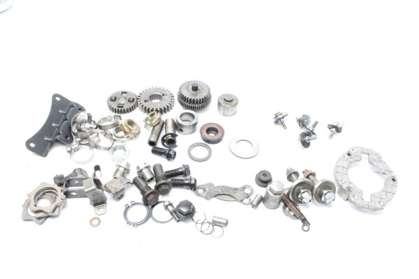 Konvolut Restteile Unbekannt Konvolut