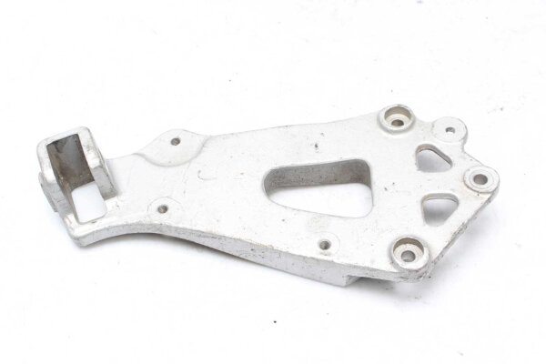 Rear left footrest retaining plate Suzuki GSX-R 750 GR75A 85-87