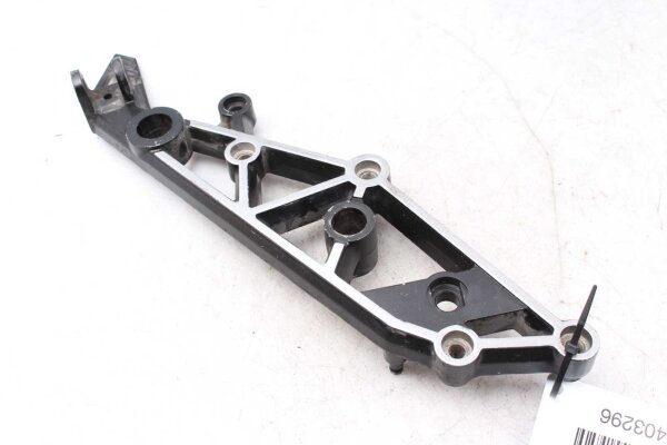 Footrest retaining plate on the right Kawasaki GPZ 1100 Unitrak KZT10B-B 83-85