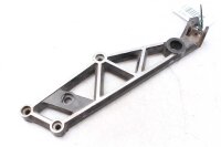 Footrest retaining plate on the left Kawasaki GPZ 1100...