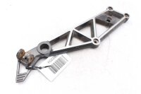 Footrest retaining plate on the left Kawasaki GPZ 1100...