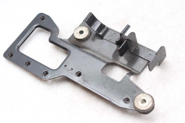 Relaishalter Halter Halterung Kawasaki GPZ 1100 Unitrak KZT10B-B 83-85