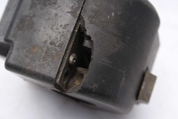 Ohjaustangon kytkimen ohjaustangon kiinnitys vasemmalla Kawasaki Z 1100 ST KZT10A 81-83