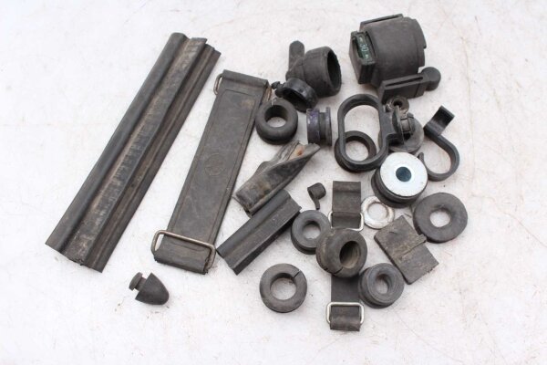 Blandet parti af resterende dele Kawasaki ZX-R 400 ZX400L1-L3 91-93